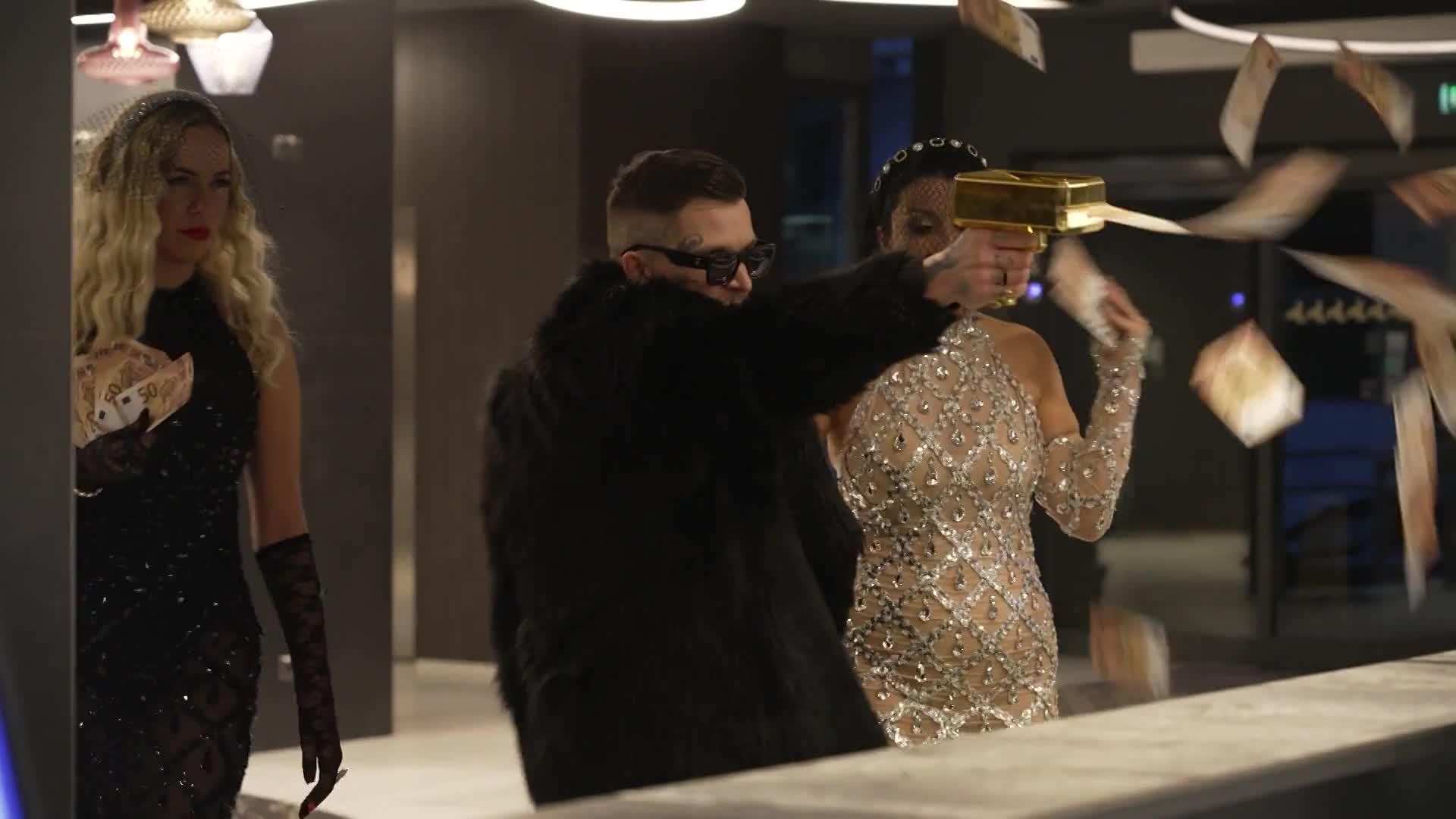 Slavenības. Bez filtra