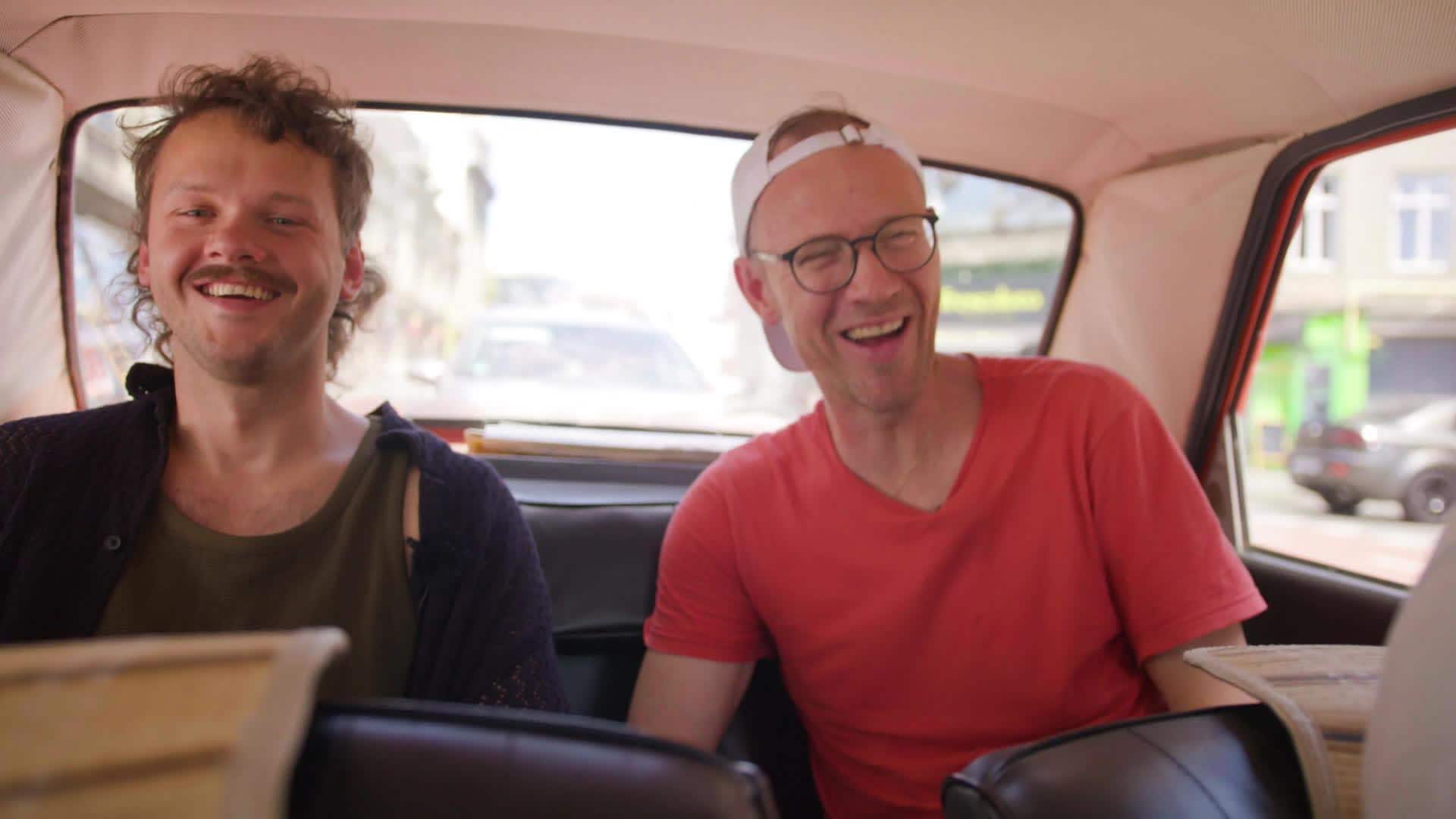 Tūrists ceļotāja gūstā