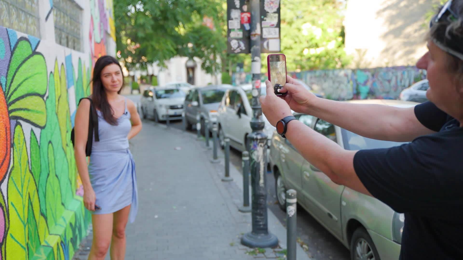 Tūrists ceļotāja gūstā