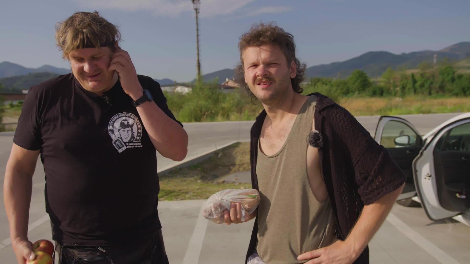 Tūrists ceļotāja gūstā