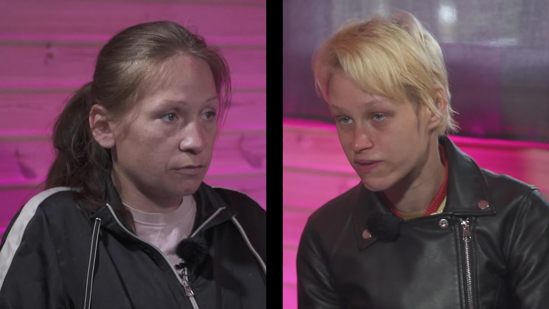 Caur ērkšķiem uz...