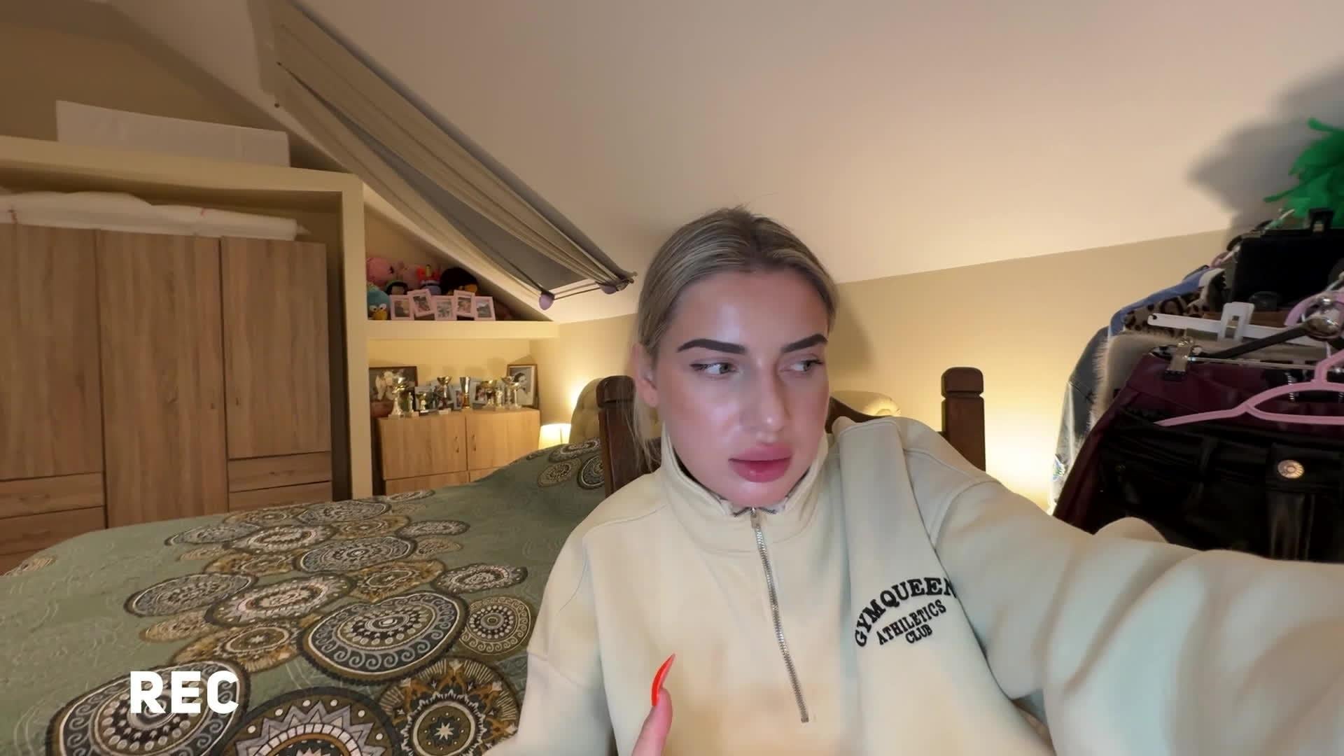 Slavenības. Bez filtra