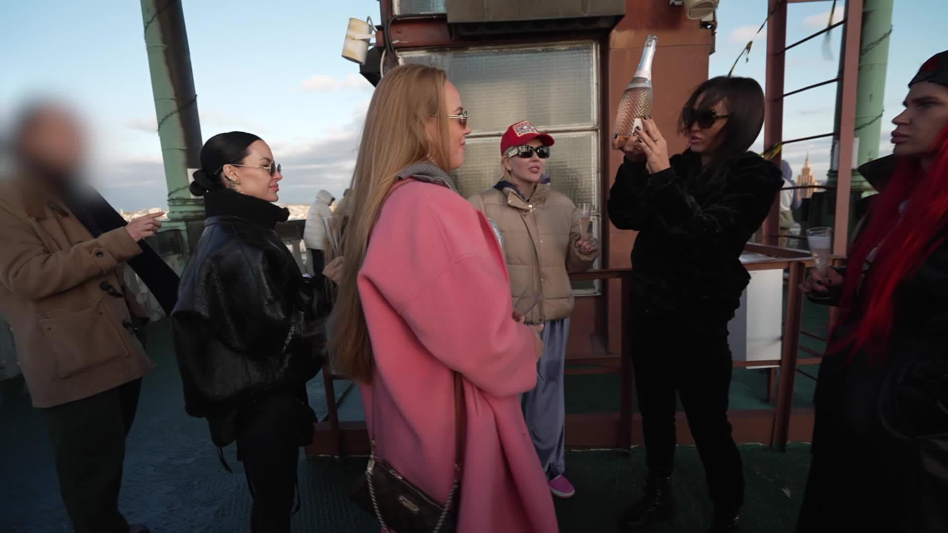 Slavenības. Bez filtra