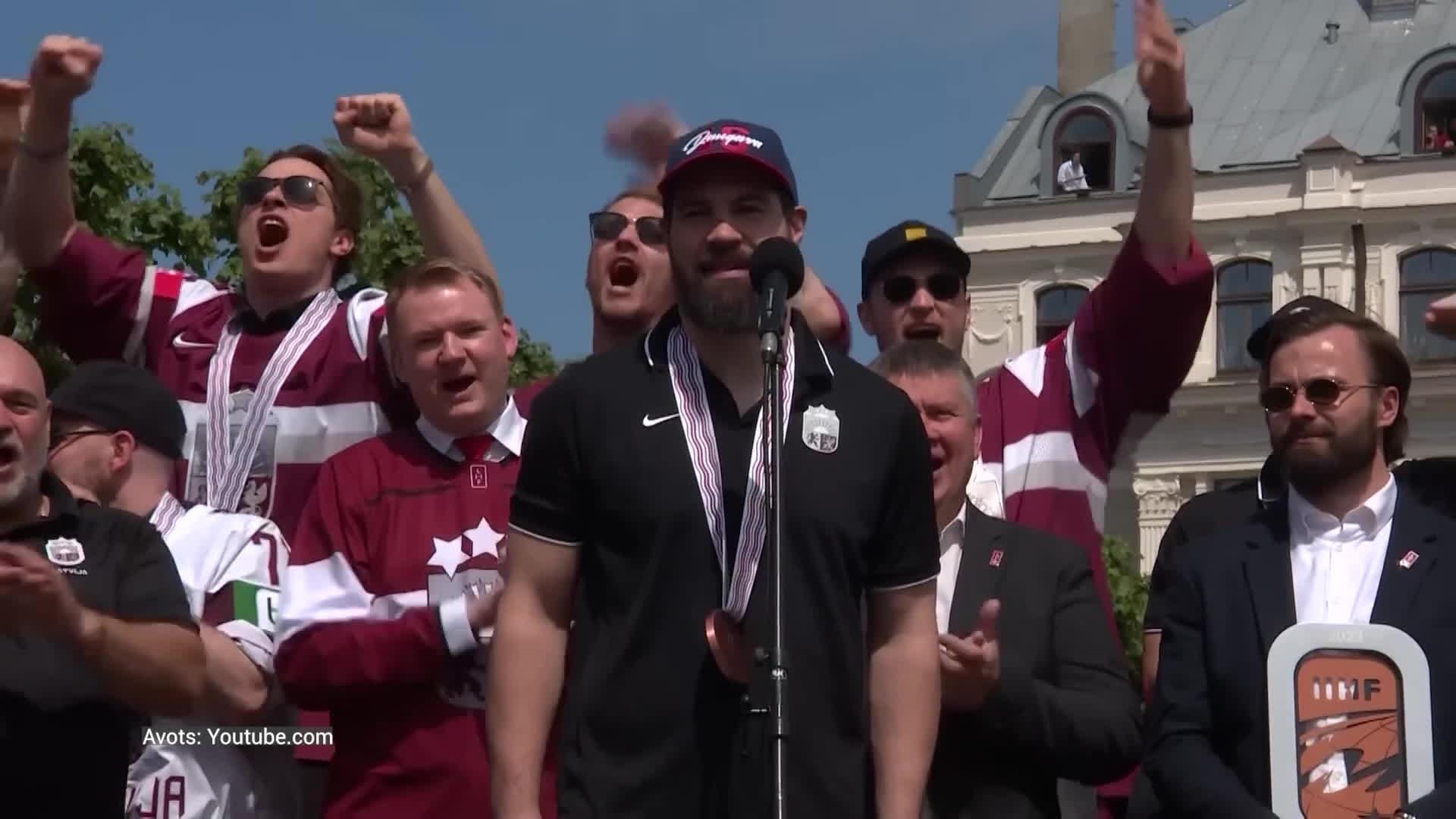 Slavenības. Bez filtra