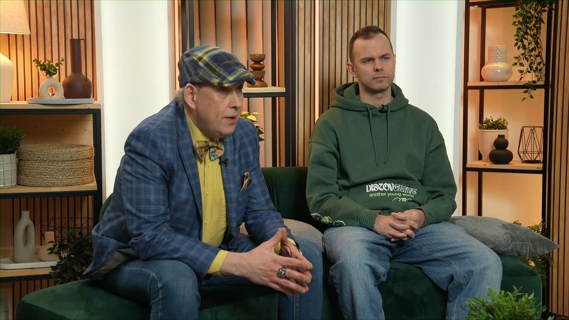 Aina studijā!